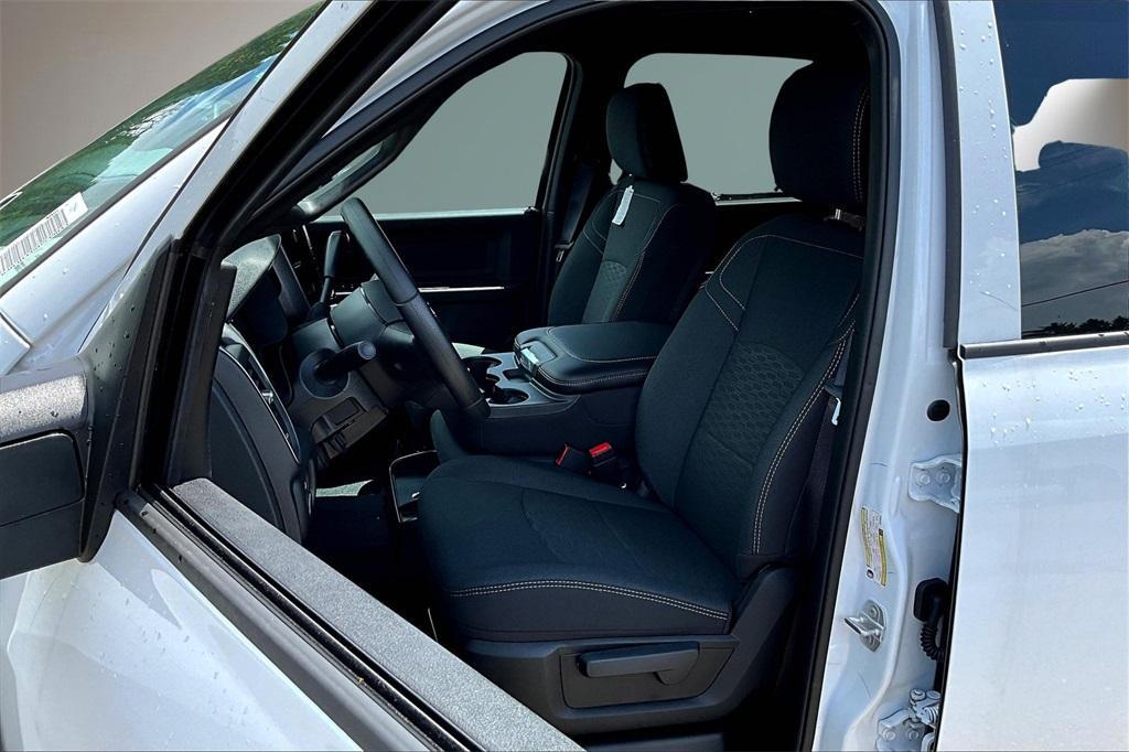 new 2025 Ram 3500 car, priced at $51,990