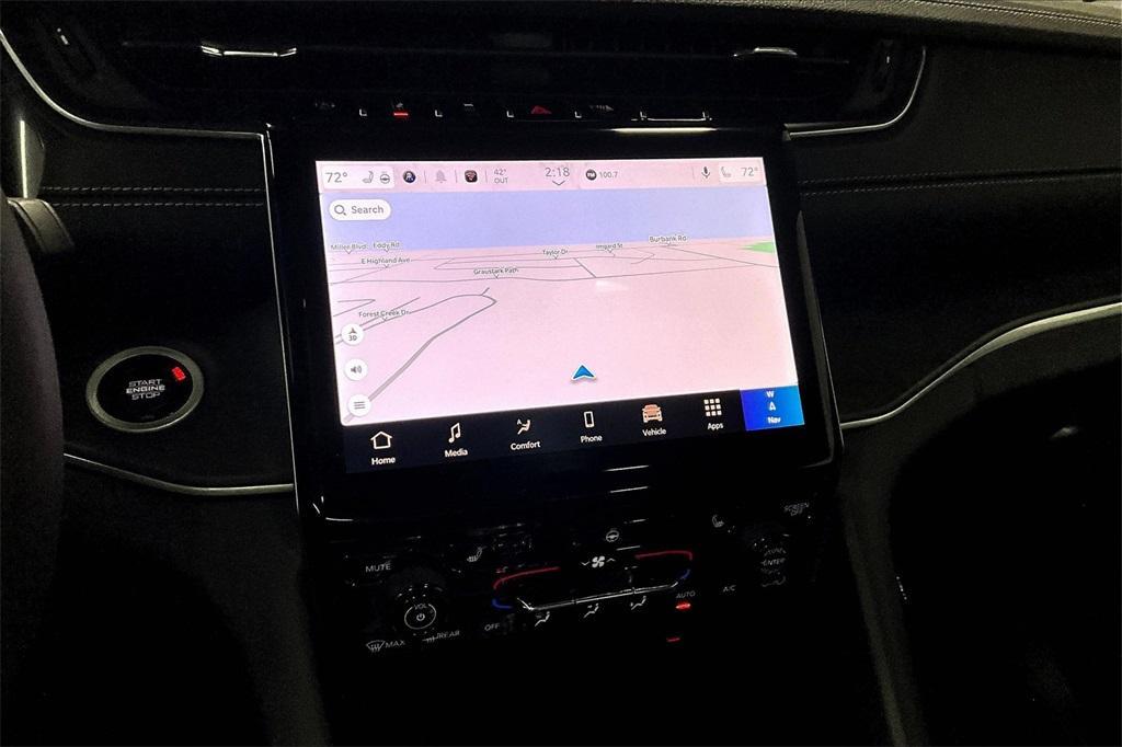 new 2025 Jeep Grand Cherokee car, priced at $46,750