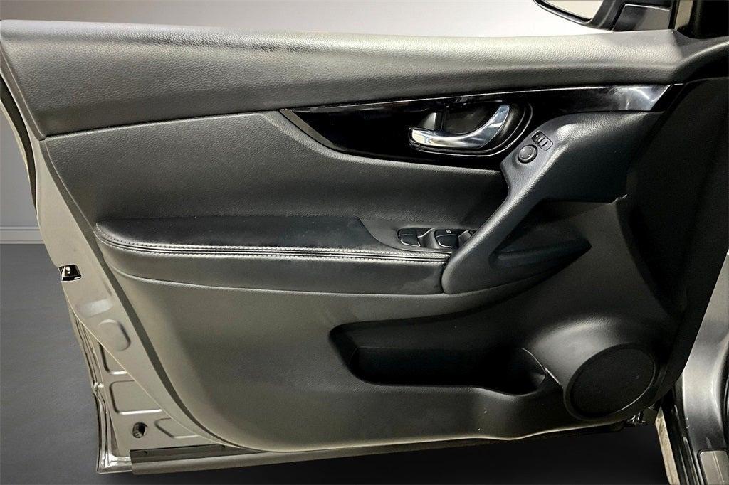 used 2020 Nissan Rogue Sport car, priced at $17,900