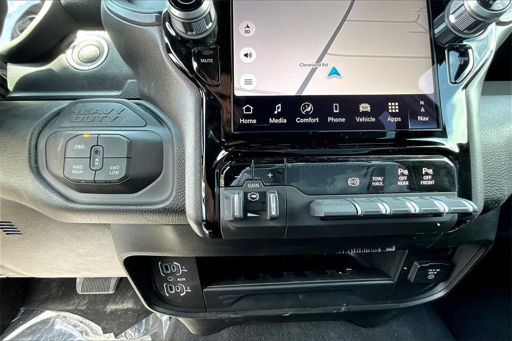 new 2025 Ram 2500 car, priced at $70,170