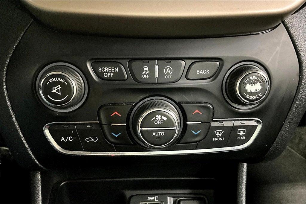 used 2015 Jeep Cherokee car, priced at $14,900