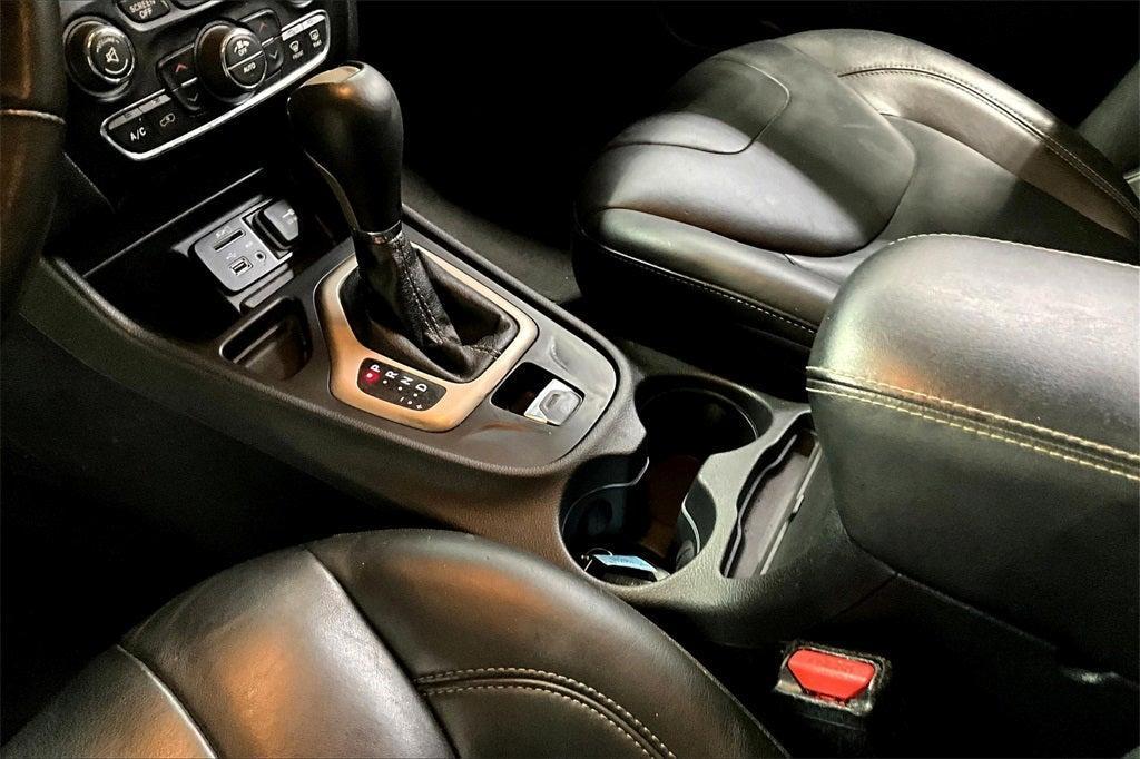 used 2015 Jeep Cherokee car, priced at $14,900