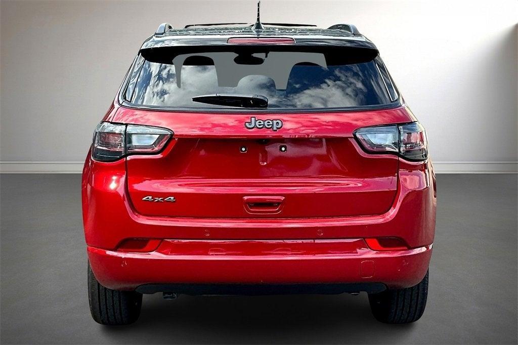 new 2024 Jeep Compass car, priced at $33,727