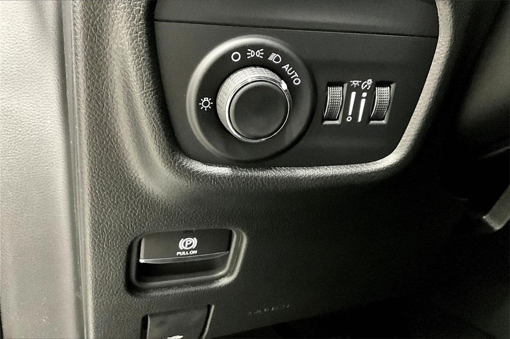 new 2025 Jeep Grand Cherokee car, priced at $42,615