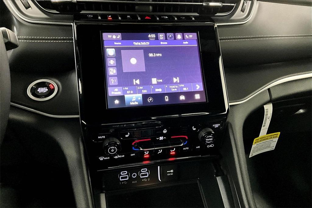 new 2025 Jeep Grand Cherokee car, priced at $42,615