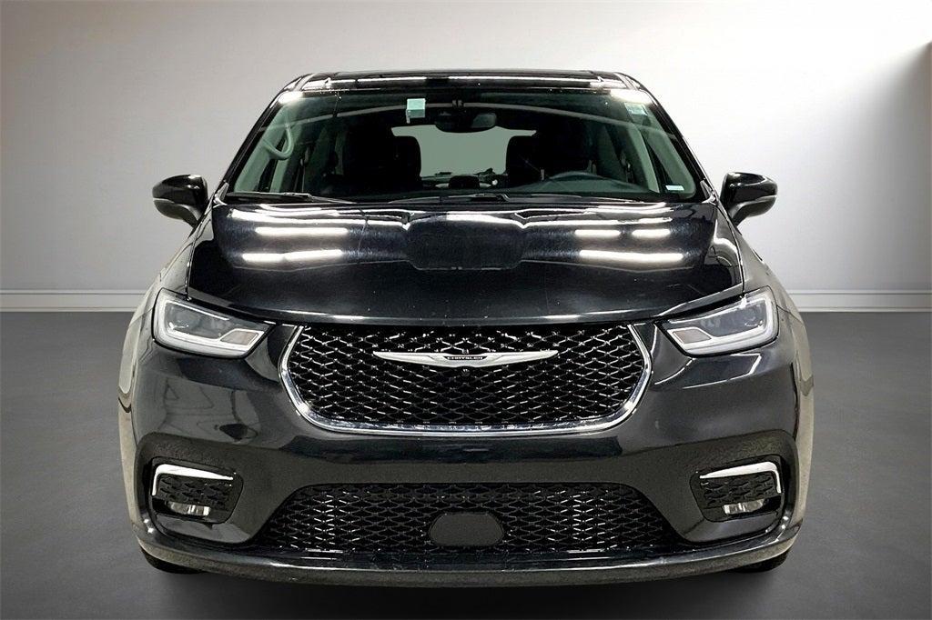 used 2023 Chrysler Pacifica car, priced at $24,300