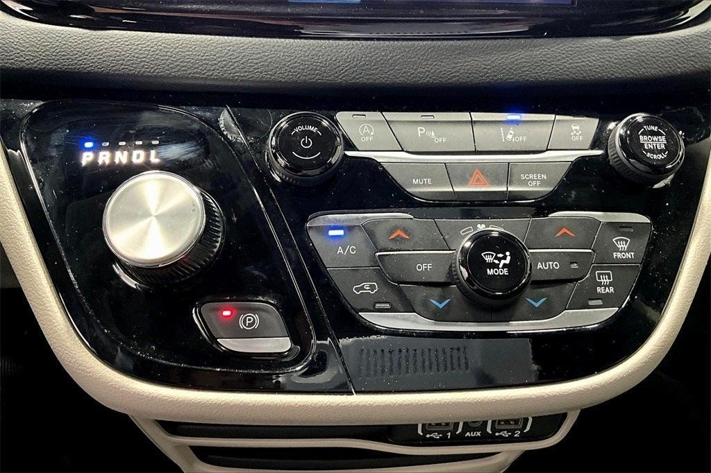 used 2023 Chrysler Pacifica car, priced at $24,300