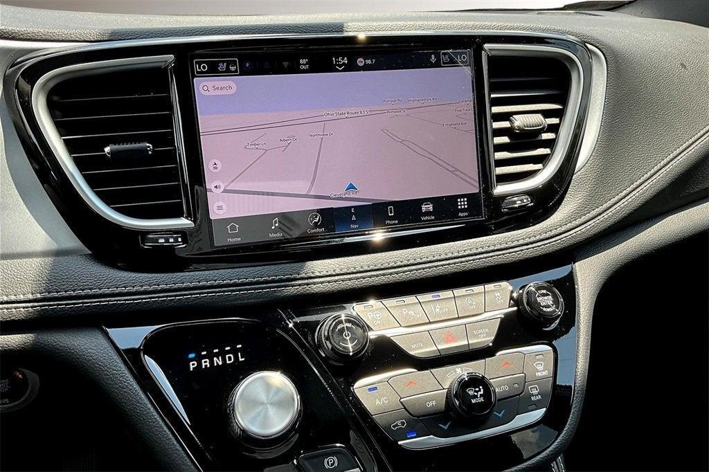 new 2025 Chrysler Pacifica car, priced at $48,866