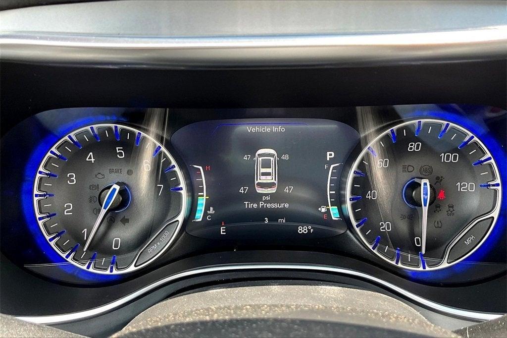 new 2025 Chrysler Pacifica car, priced at $48,866