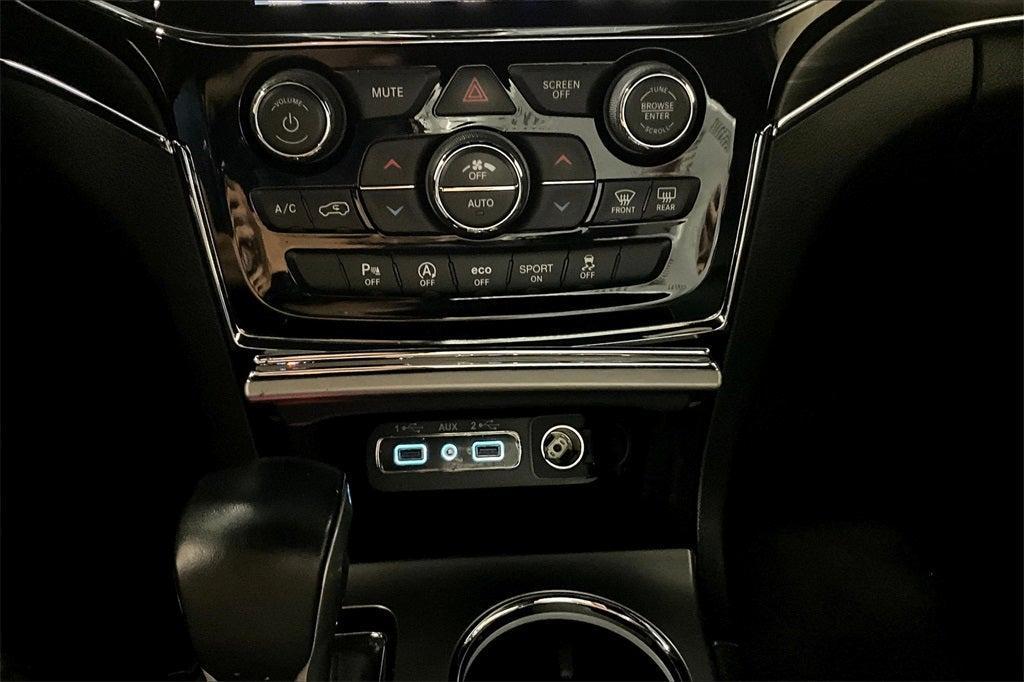 used 2021 Jeep Grand Cherokee car, priced at $27,900