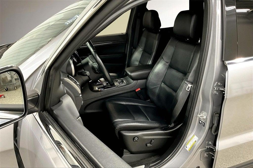 used 2021 Jeep Grand Cherokee car, priced at $27,900