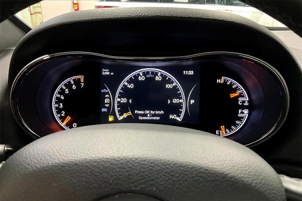 used 2021 Jeep Grand Cherokee car, priced at $27,900