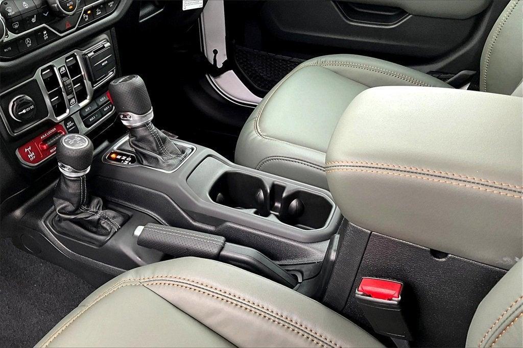 new 2025 Jeep Gladiator car, priced at $53,197