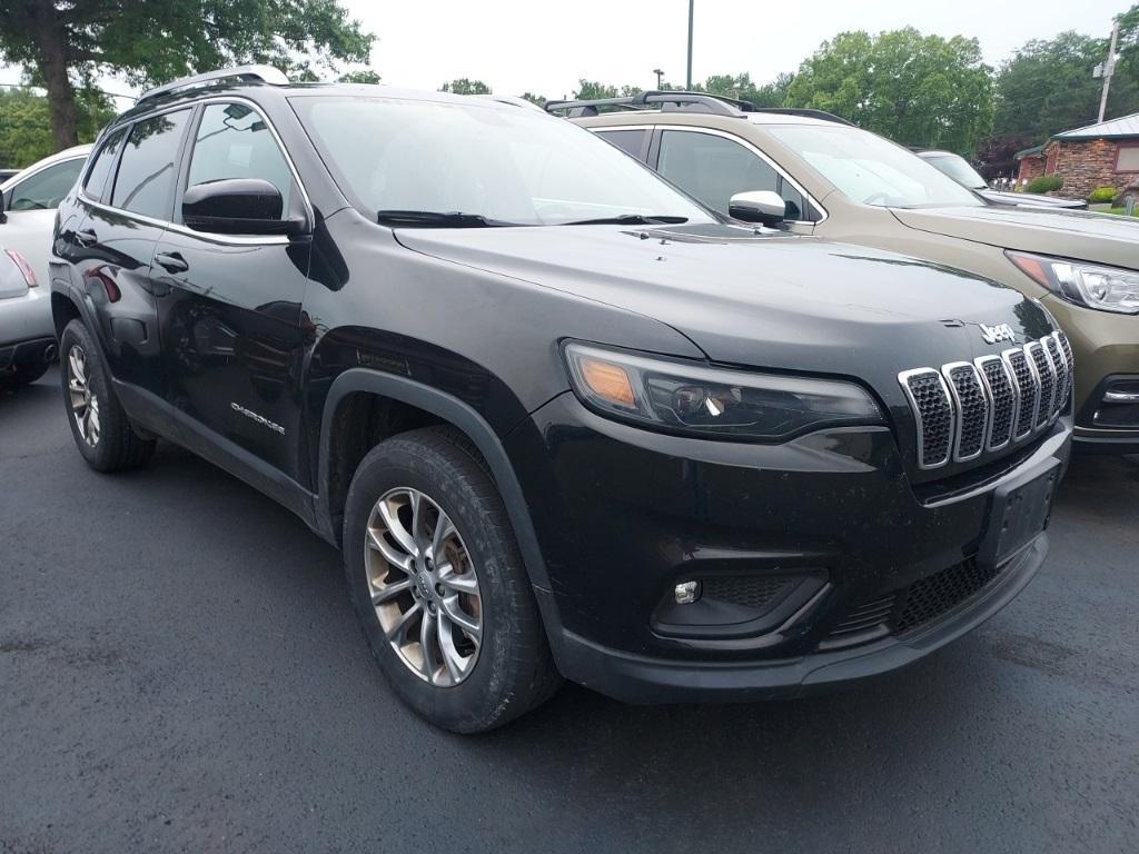 used 2019 Jeep Cherokee car, priced at $17,200