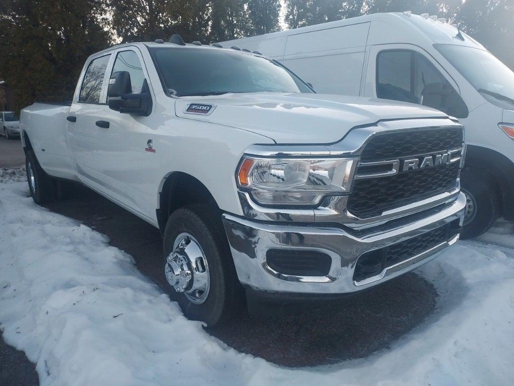 new 2024 Ram 3500 car, priced at $68,615