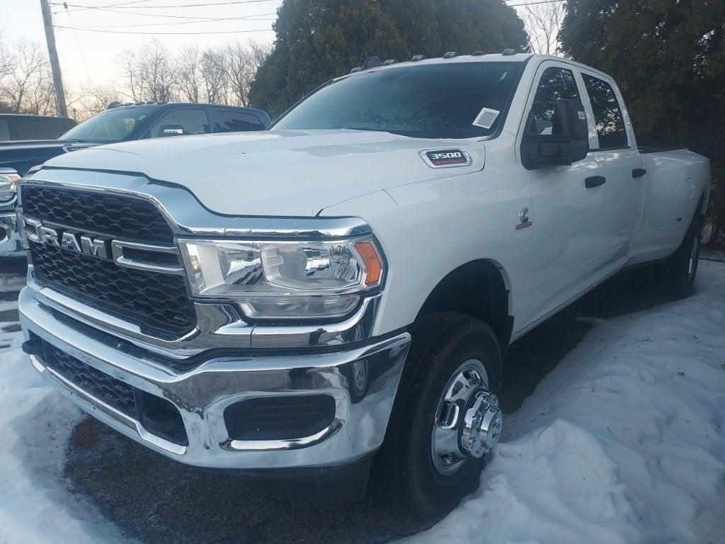 new 2024 Ram 3500 car, priced at $68,615