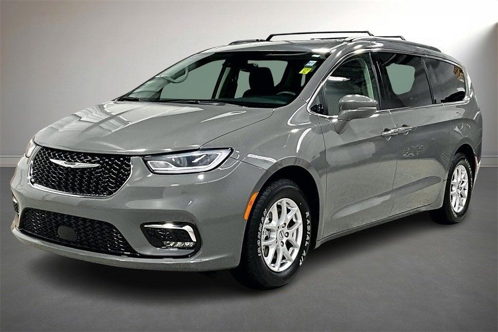 used 2022 Chrysler Pacifica car, priced at $23,405