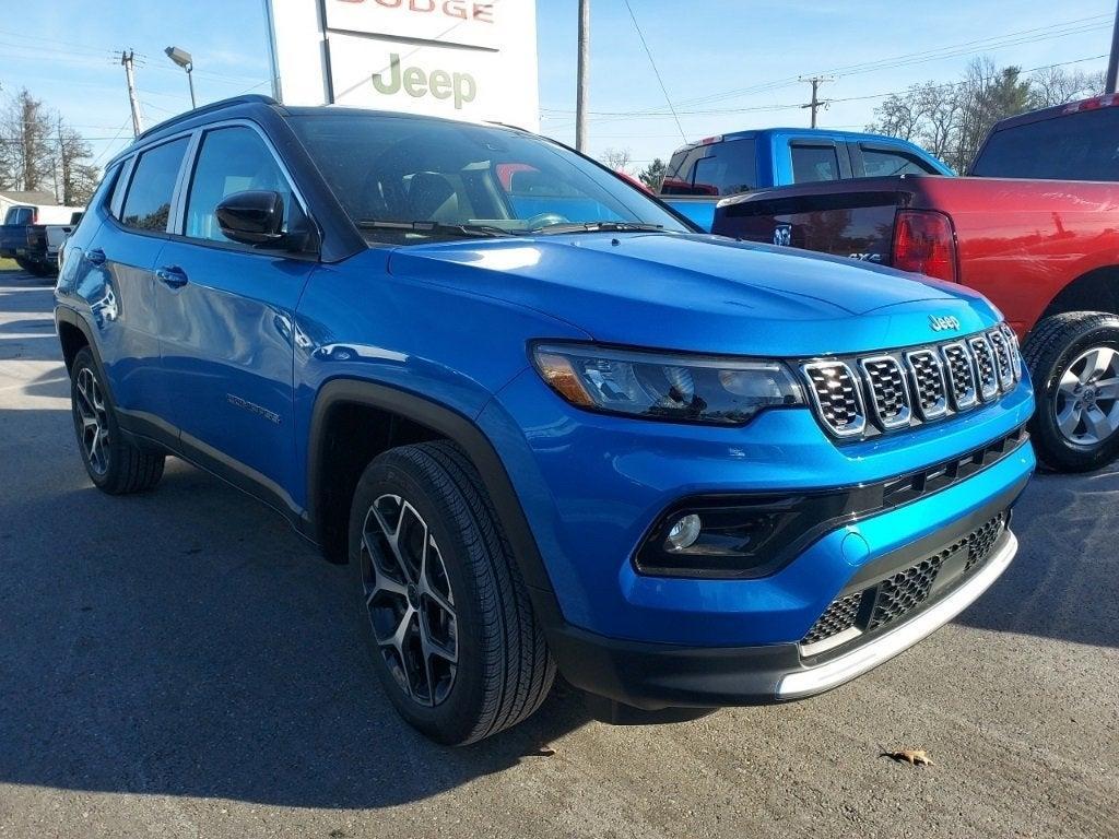 new 2025 Jeep Compass car, priced at $34,040