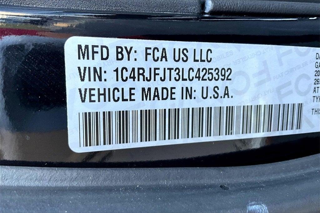 used 2020 Jeep Grand Cherokee car, priced at $33,250