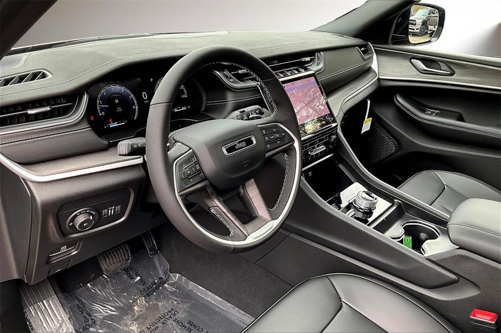 new 2025 Jeep Grand Cherokee L car, priced at $50,219