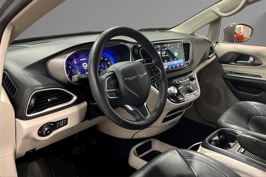 used 2022 Chrysler Pacifica car, priced at $21,800