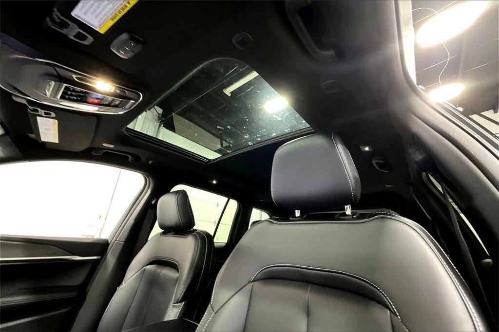 new 2025 Jeep Grand Cherokee car, priced at $47,165