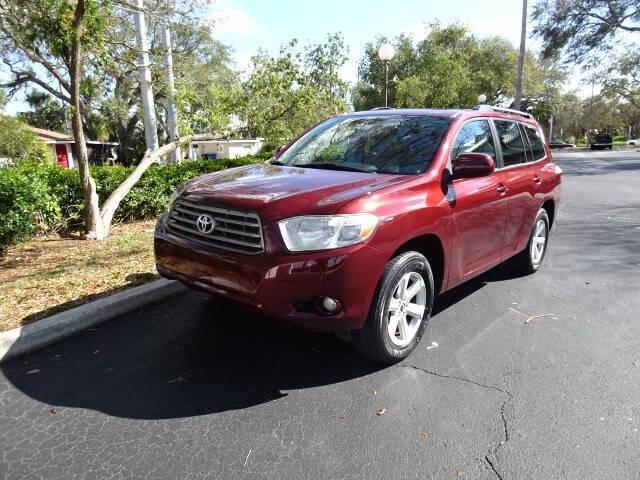 used 2010 Toyota Highlander car, priced at $11,000