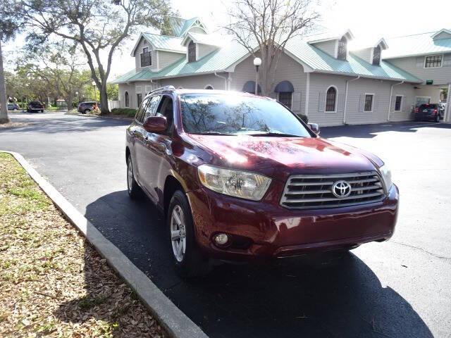 used 2010 Toyota Highlander car, priced at $11,000