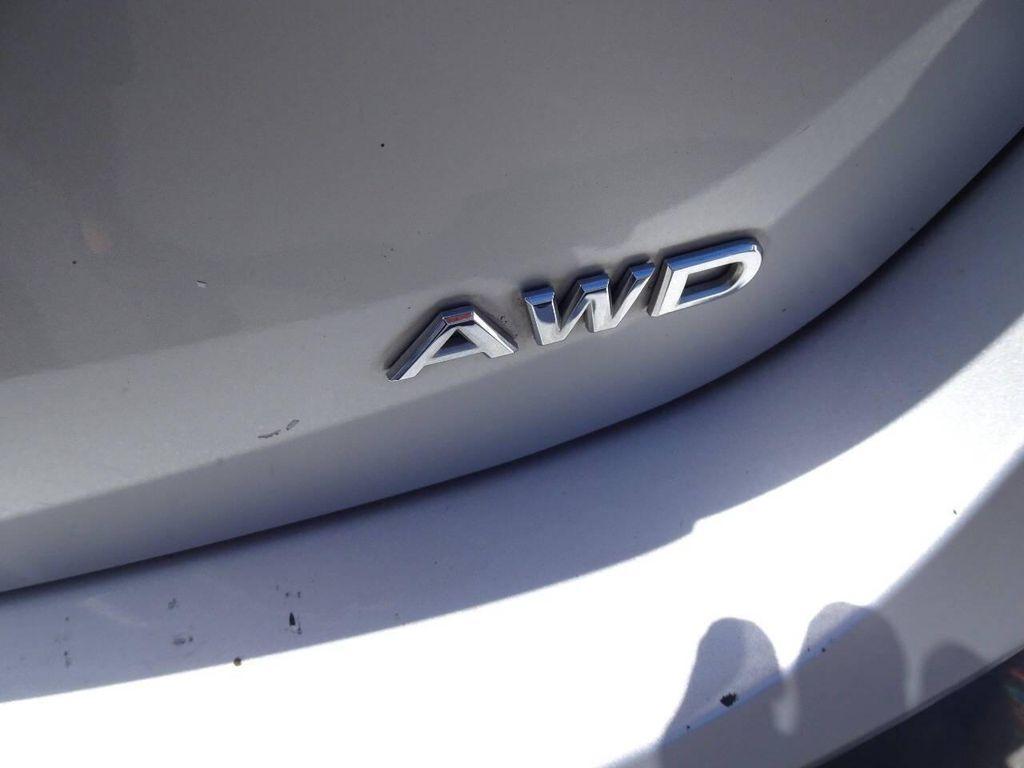 used 2015 Nissan Rogue Select car, priced at $5,900