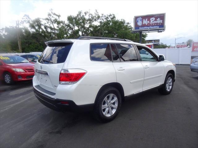 used 2011 Toyota Highlander car, priced at $8,700