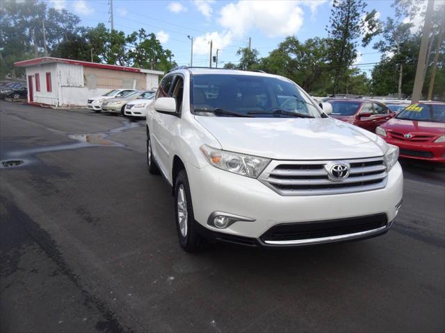used 2011 Toyota Highlander car, priced at $8,700
