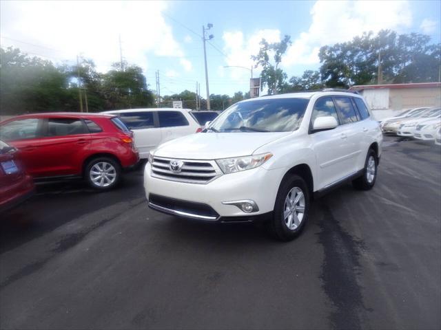 used 2011 Toyota Highlander car, priced at $8,700