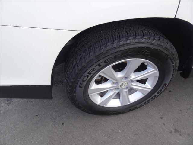 used 2011 Toyota Highlander car, priced at $8,700