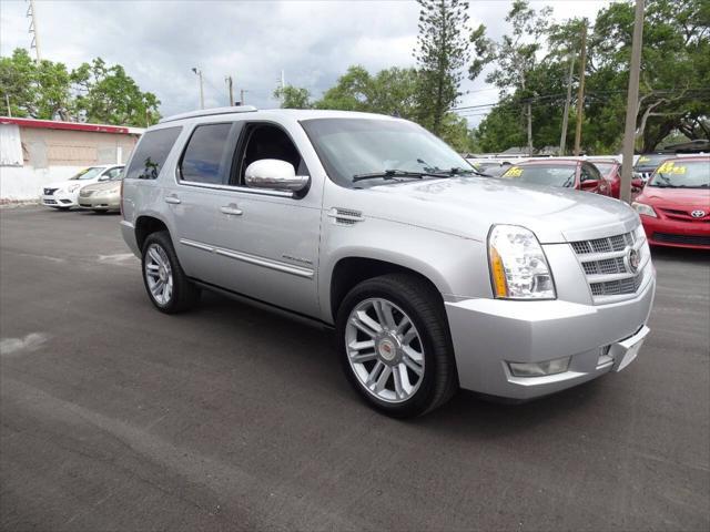 used 2013 Cadillac Escalade car, priced at $11,000