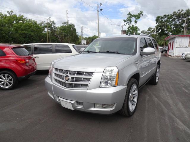 used 2013 Cadillac Escalade car, priced at $11,000