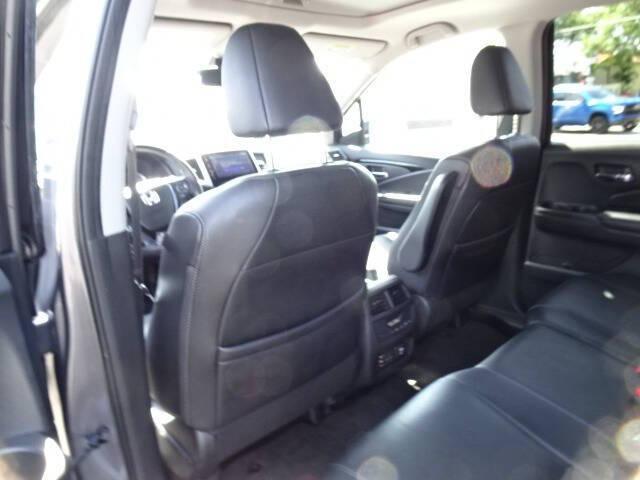 used 2016 Honda Pilot car, priced at $9,000
