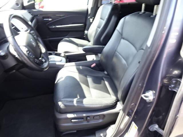used 2016 Honda Pilot car, priced at $9,000