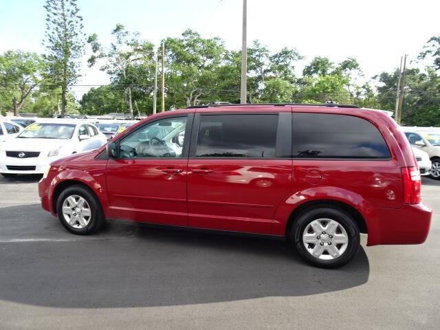 used 2009 Dodge Grand Caravan car, priced at $5,900