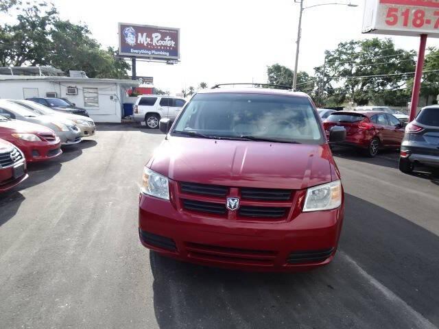 used 2009 Dodge Grand Caravan car, priced at $5,900