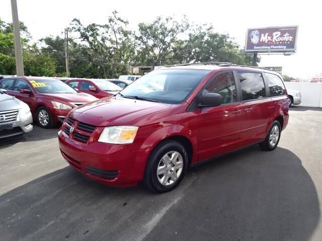 used 2009 Dodge Grand Caravan car, priced at $5,900