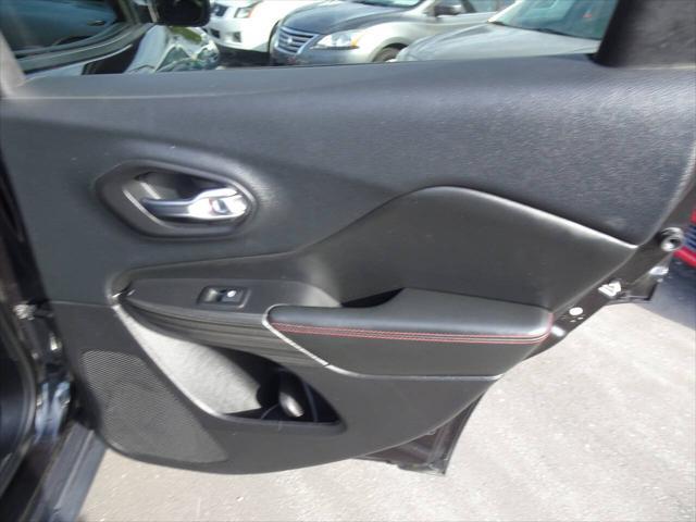 used 2016 Jeep Cherokee car, priced at $7,400