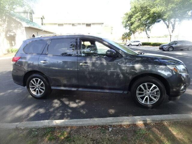 used 2013 Nissan Pathfinder car, priced at $7,500