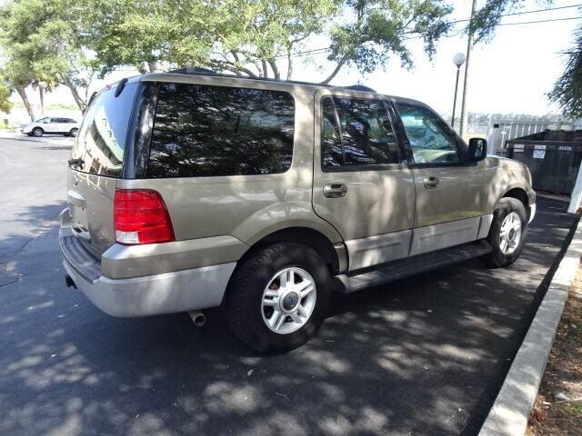 used 2003 Ford Expedition car, priced at $4,900