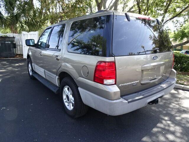 used 2003 Ford Expedition car, priced at $4,900
