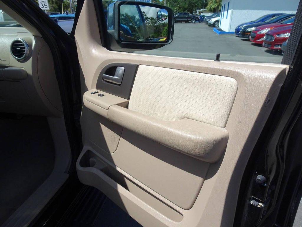 used 2004 Ford Expedition car, priced at $5,500
