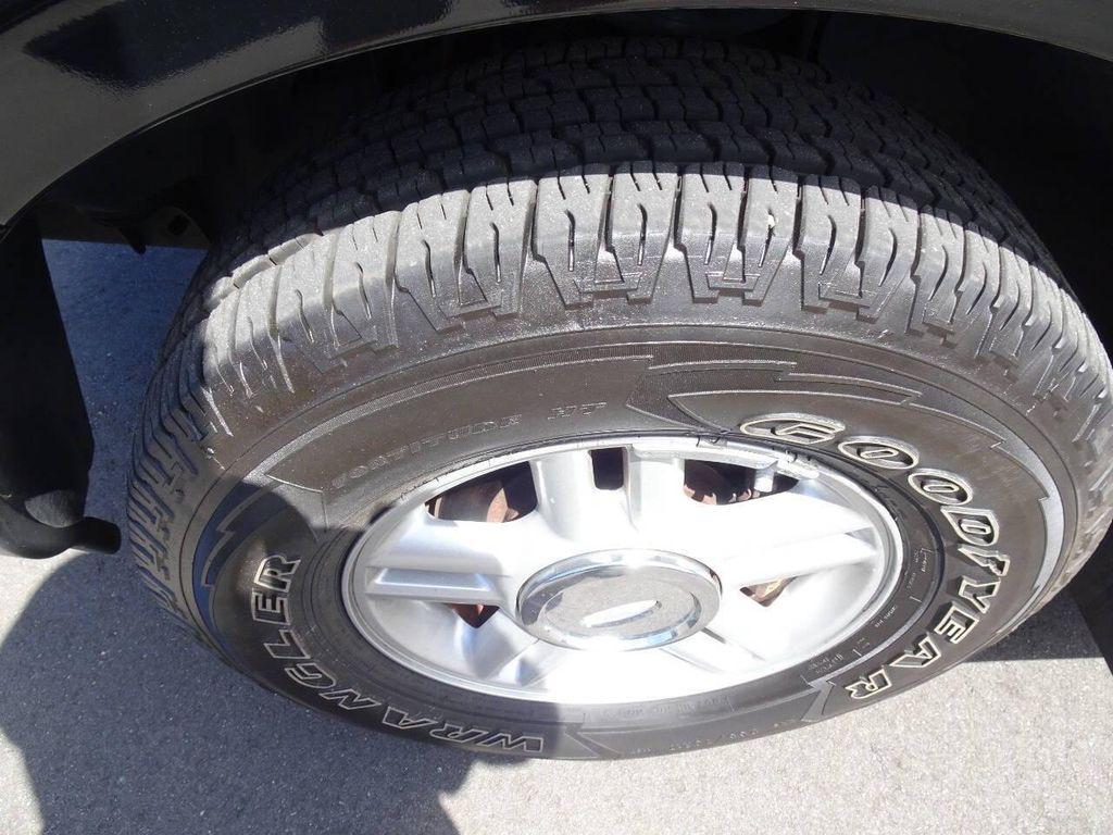 used 2004 Ford Expedition car, priced at $5,500