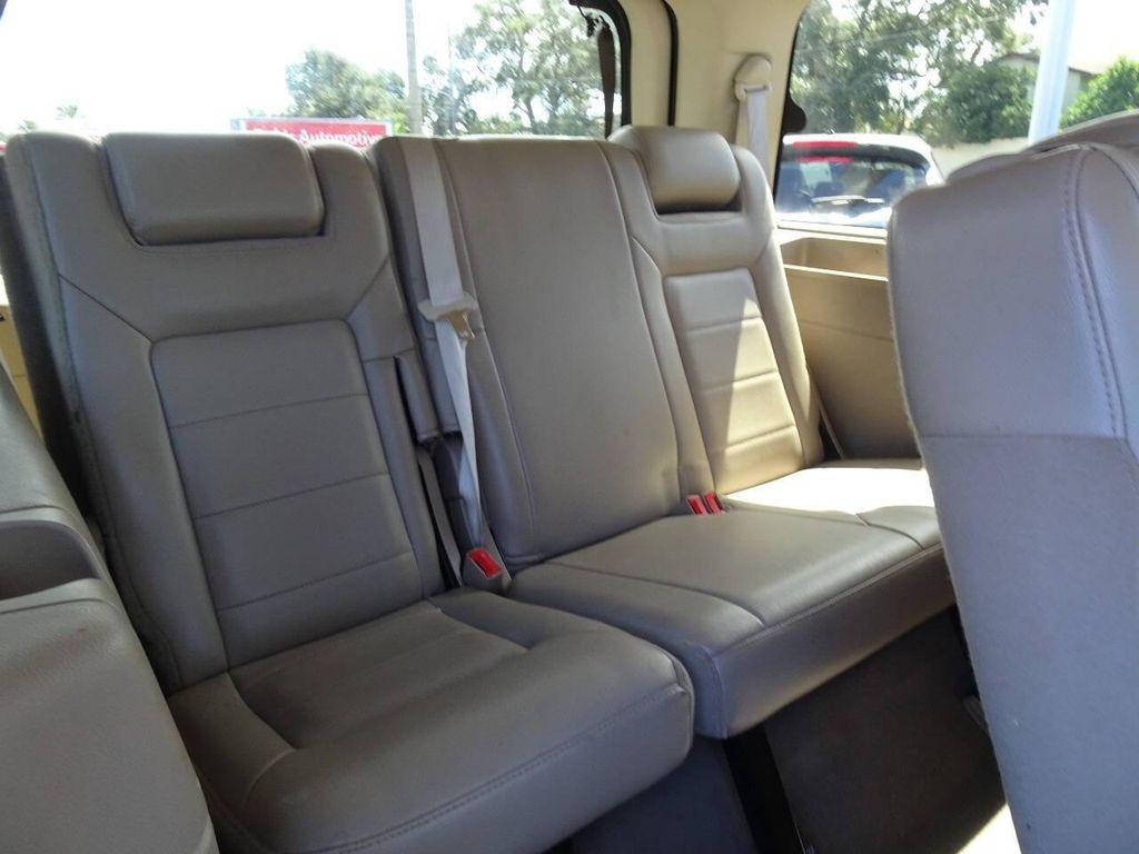 used 2004 Ford Expedition car, priced at $5,500