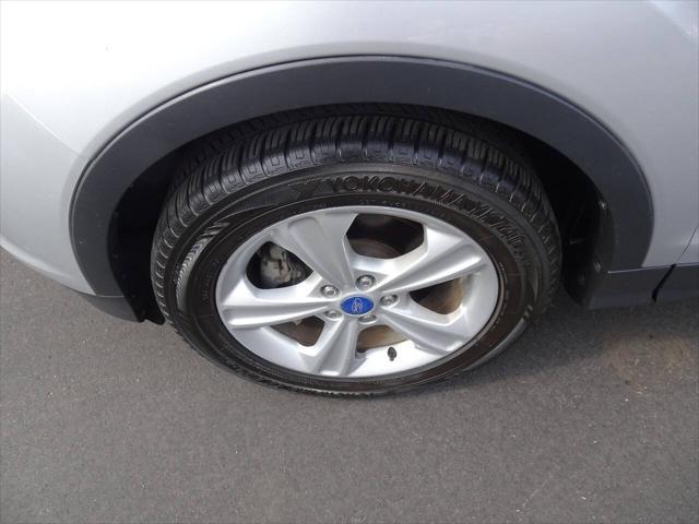 used 2013 Ford Escape car, priced at $5,400