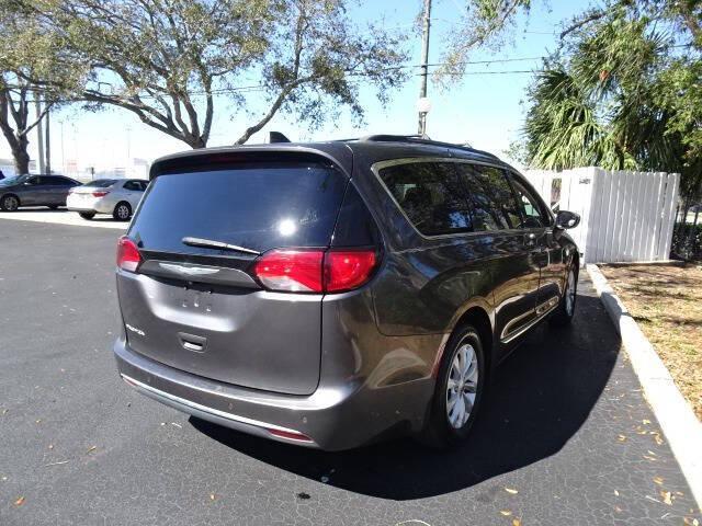 used 2017 Chrysler Pacifica car, priced at $9,700