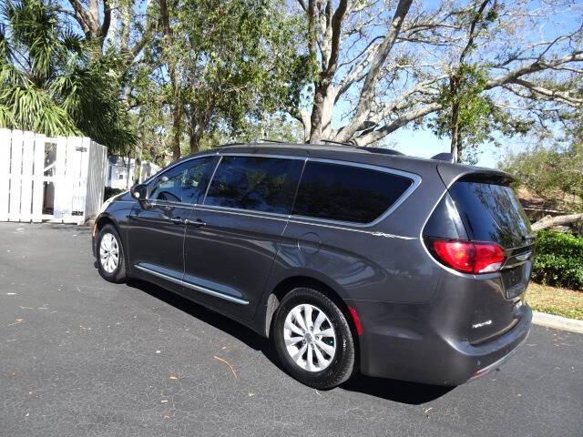 used 2017 Chrysler Pacifica car, priced at $9,700